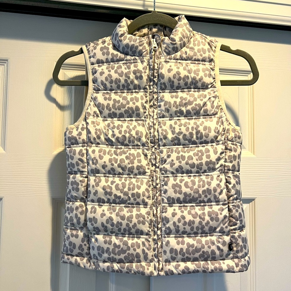 GAP, Kids Gray/White Animal Print Puffer Vest, Size M